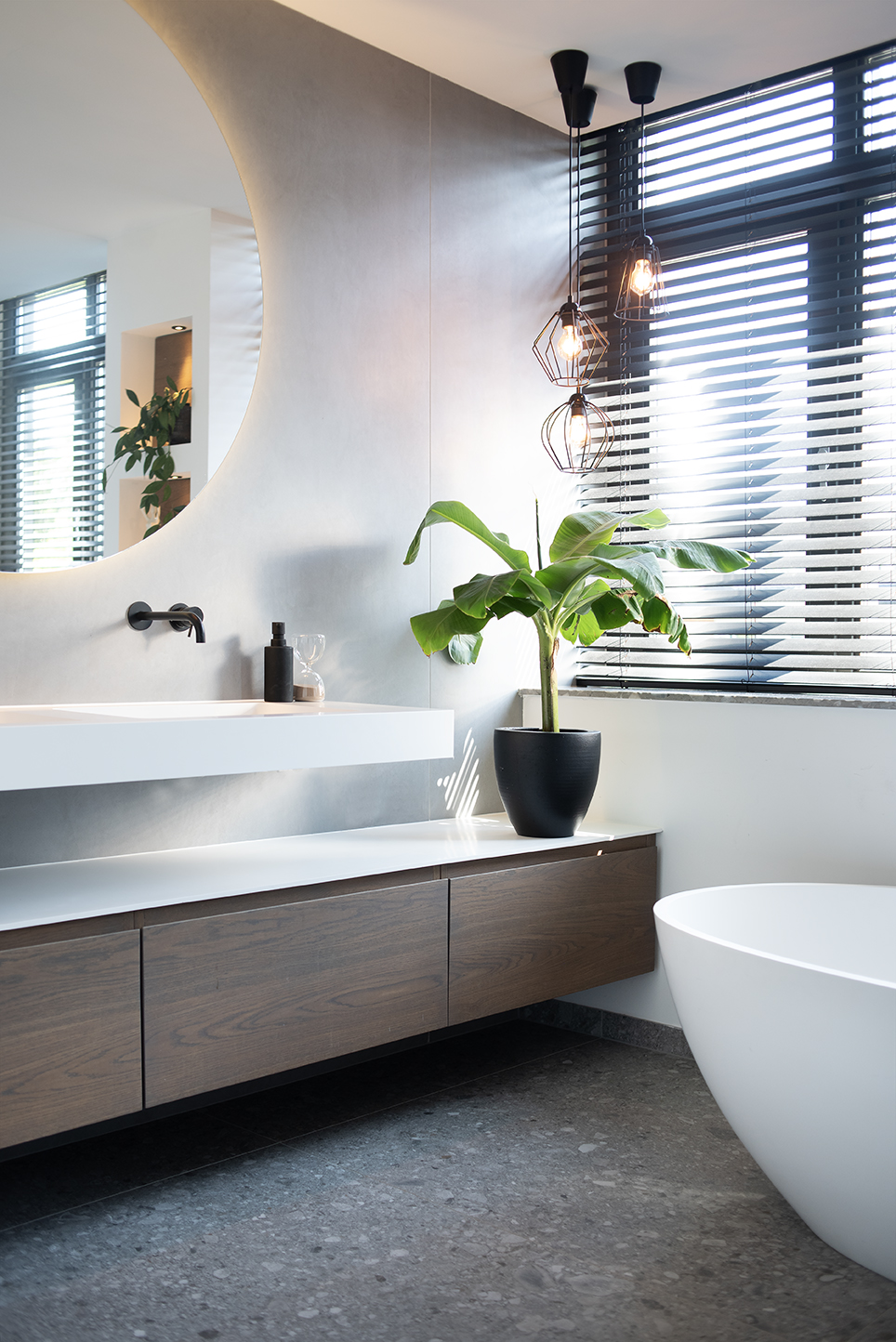 Moderne badkamer met inloopdouche